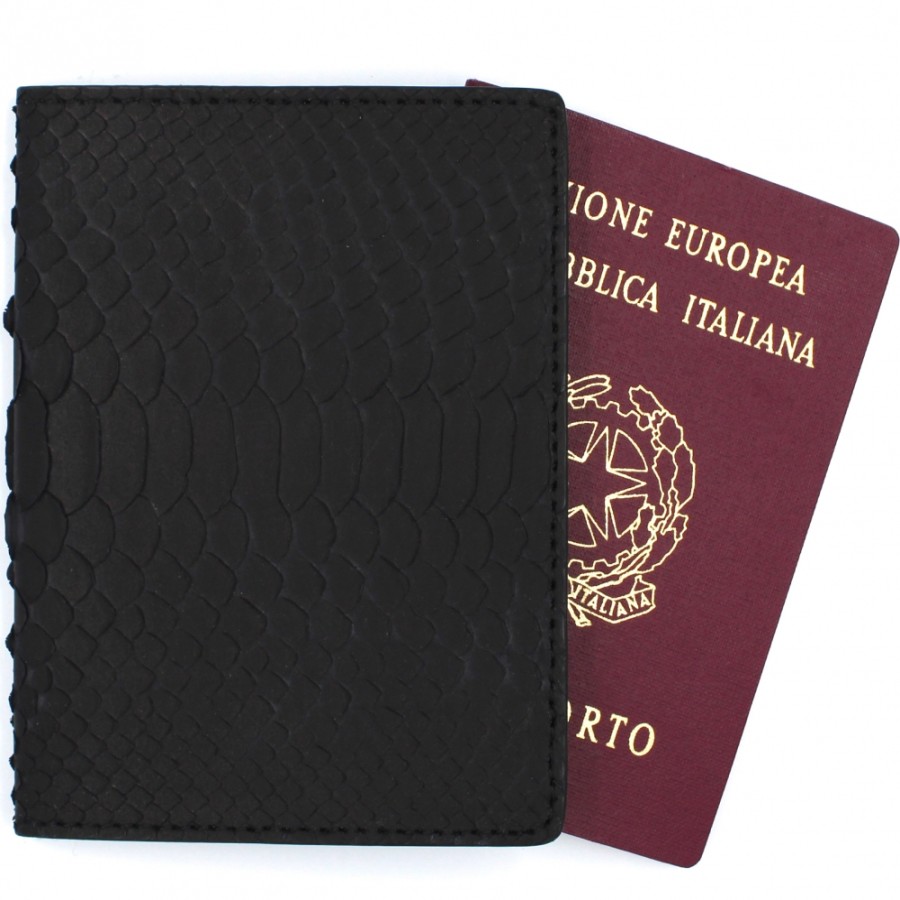 Accessoires Pour Hommes Ghibli | Couverture De Passeport Ghibli En Vrai Cuir De Python Noir Fabriquee En Italie 4671