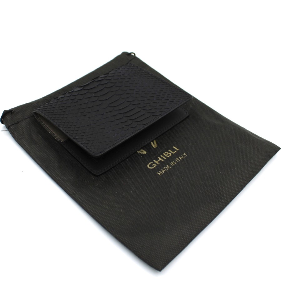 Accessoires Pour Hommes Ghibli | Couverture De Passeport Ghibli En Vrai Cuir De Python Noir Fabriquee En Italie 4671