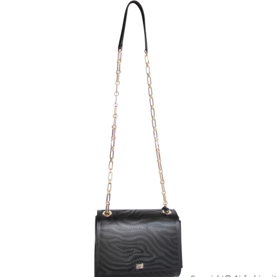 Sacs Pour Dames CLASSE Cavalli | Cavalli Class Sac A Bandouliere En Cuir Noir Avec Decoration Perforee C81Pwcot0022999